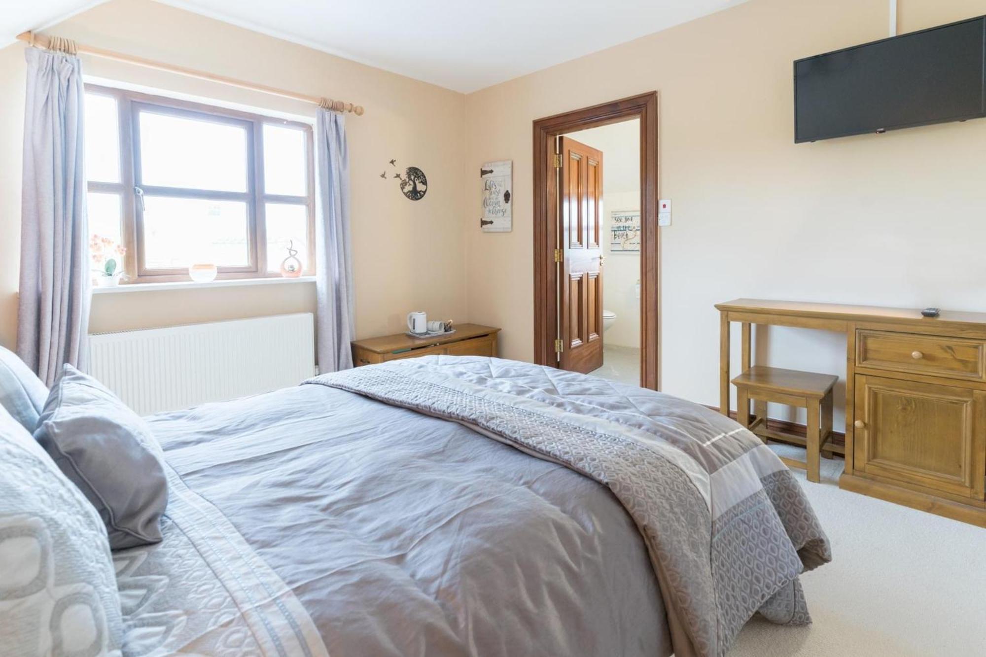Glenvela Guest House Castlerea Bagian luar foto